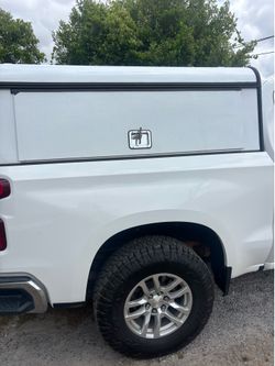 Truck cover came off my Chevy Silverado