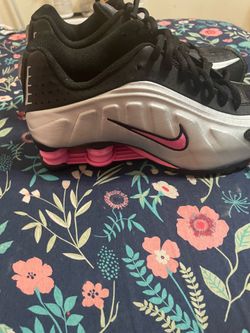 Nike shoes