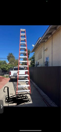 Excellent condition double size heavy duty 14 feet and more sizes available fiberglass, Ladders