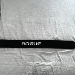 Rogue Echo Lifting Belt – Medium (Like New)