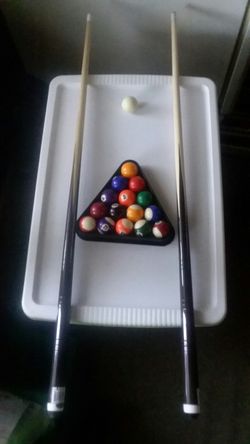 (NEW NEVER USED) KID'S 1 1/2" MINI BILLIARDS SET. $40 OR BEST OFFER