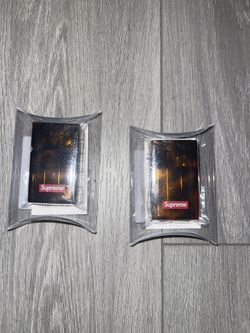 Supreme Pearl Hard  Edge Lighter 