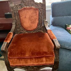 🎅 Oversized Velvet Chair for Sale 🎅