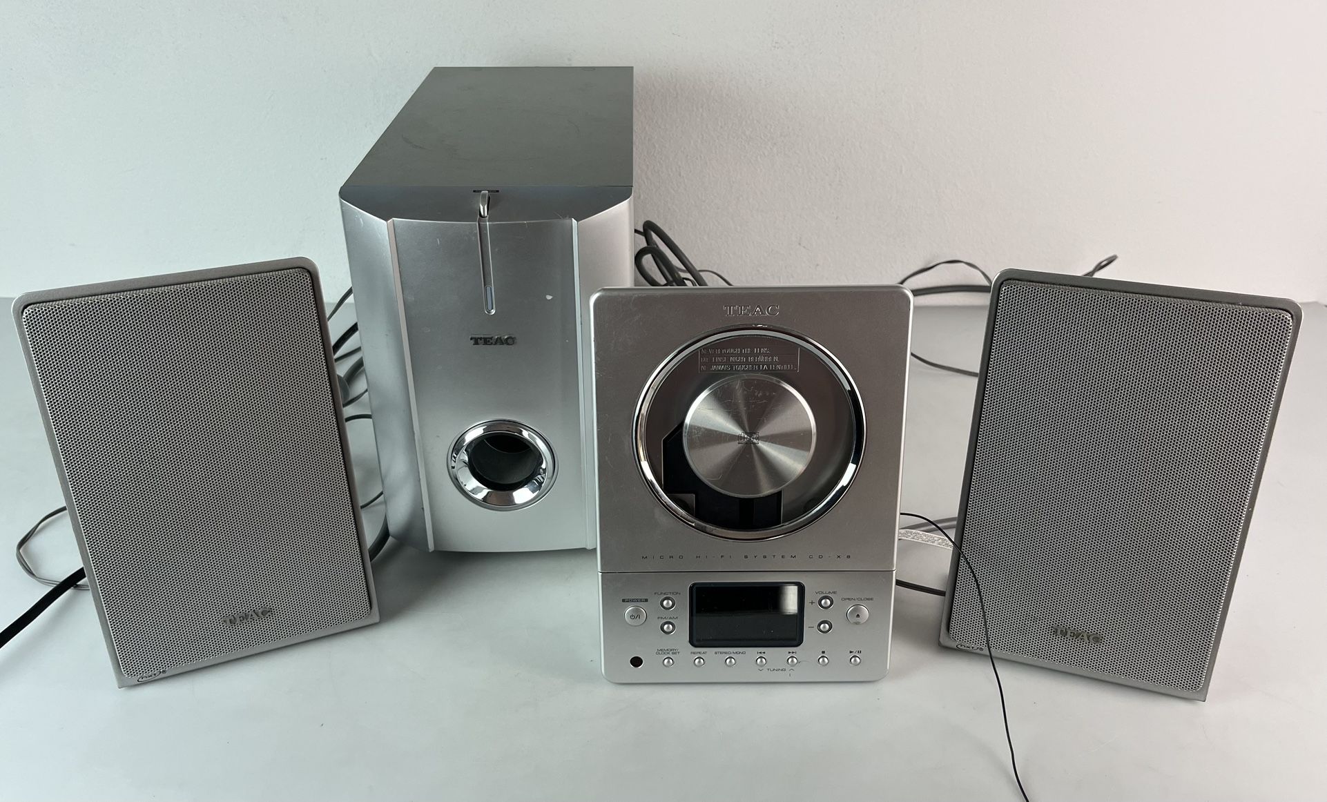 Teac CD-X8 Subwoofer, Speakers - For Micro Hi-Fi System, Silver TESTED NO REMOTE