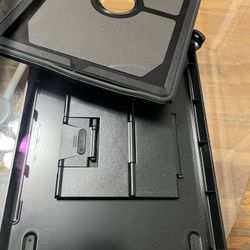 iPad Pro 13-inch Otter Case