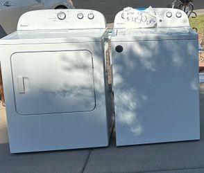 Whirlpool Washer and Dryer Set