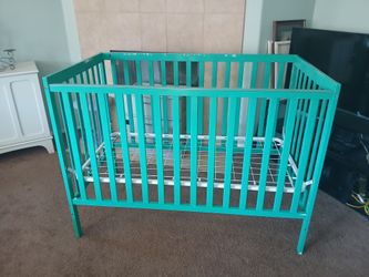 Baby crib