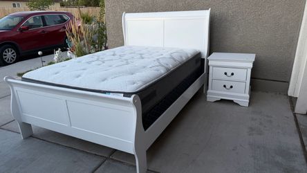 Full Size Bed Set (mattress, boxspring, frame, and nightstand)