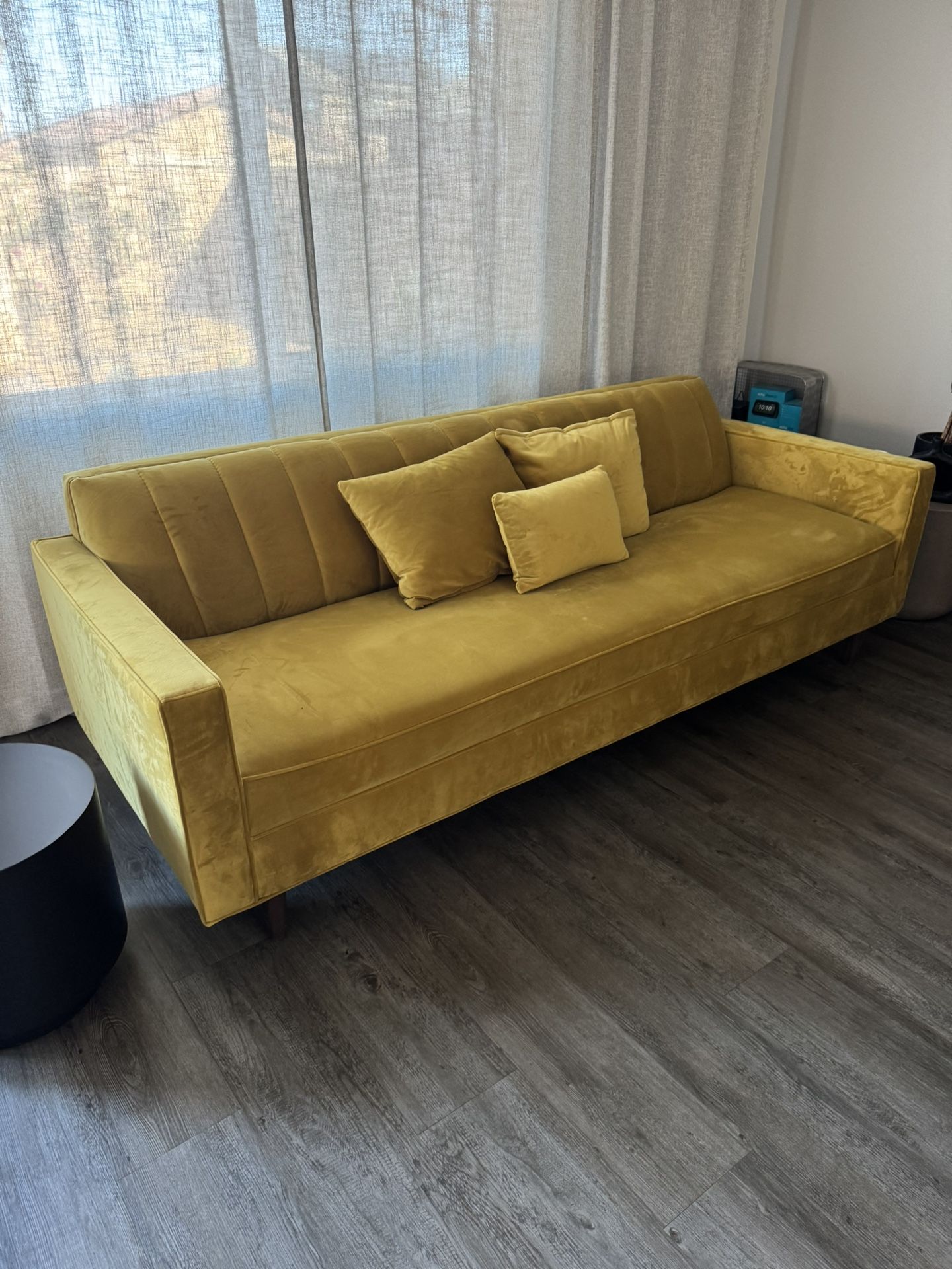 Modern Mustard Yellow Sofa – Scandinavian Design (Like New)