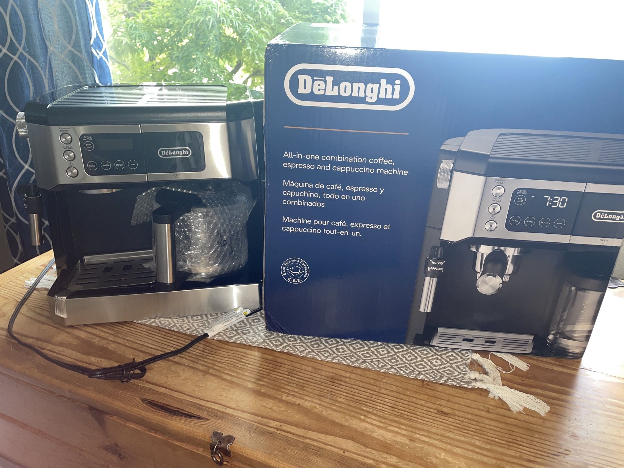 BRAND NEW! De’Longhi All in one coffee, espresso, cappuccino maker