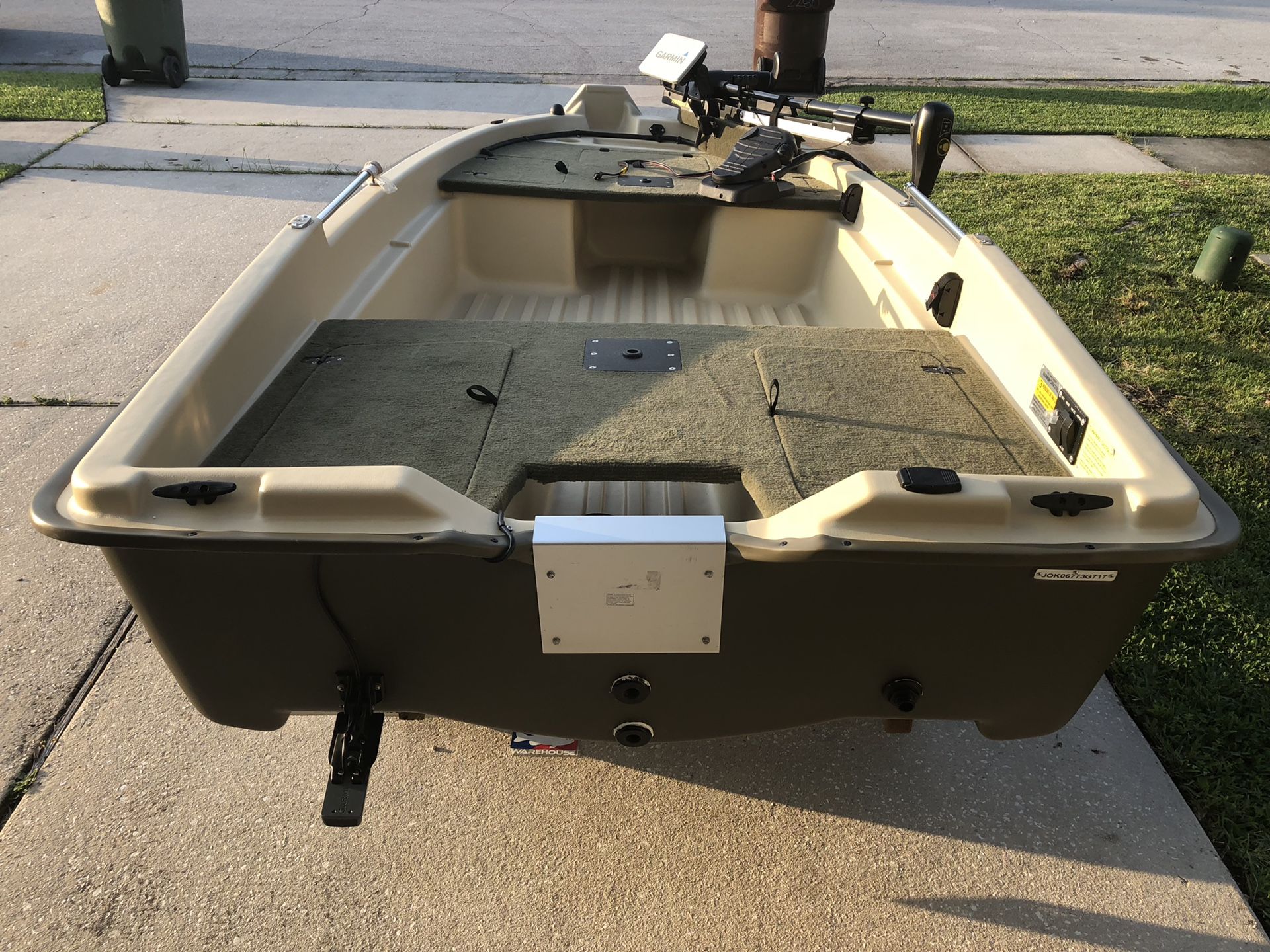 Sun Dolphin Pro 120 Jon Boat/Bass Boat for Sale in Orlando, FL OfferUp