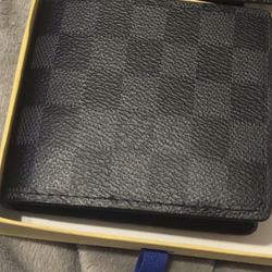 Men’s Black Wallets