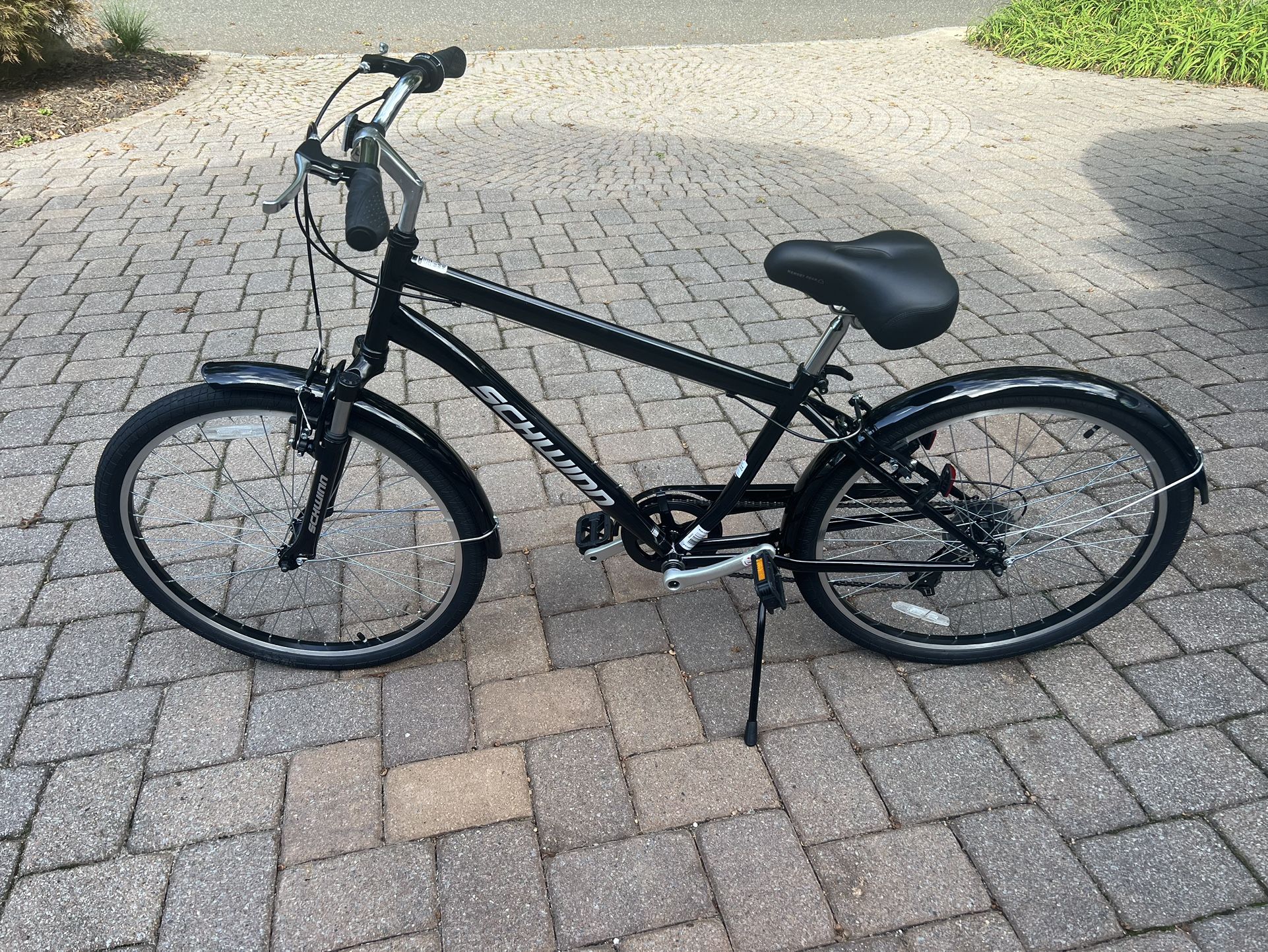 schwinn comfort-bicycles suburban Men's Trailway 700c/28" Hybrid Bike speed trigger shifters Schwinn Suburban Bicicletas Schwinn Usadas