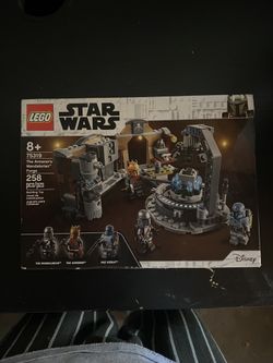 Lego Star Wars sealed box 75319 Mandalorian Forge