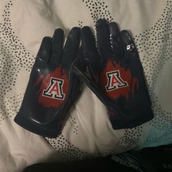 game worn College gloves