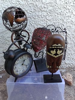 5 Decorative Items