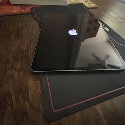 2TB iPad Pro 12.9-inch Wi-Fi + Cellular Unlocked Mano Texture Glass READ DESCRIPTION!!👀 PICK UP ONLY NO TRADE👉FIRM ON PRICE👈💲850