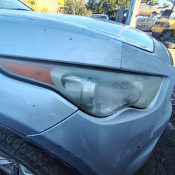 2009-2012 Infiniti FX35 Headlight Passenger Right Side 