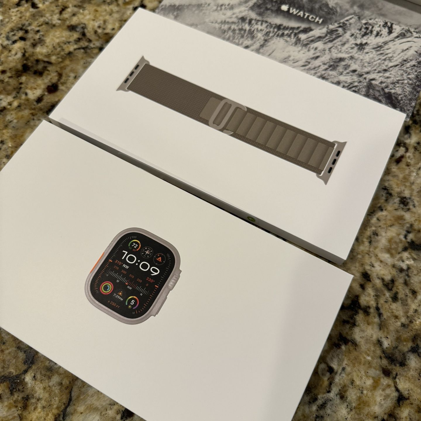 Apple Watch Ultra 2 Olive Alpine Loop SEALED