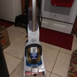 LIKE BRAND NEW USED 1 TIME HOOVER CARPET CLEANER 25 FIRM LOOK MY POST TONS ITEM