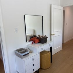 Makeup stand and mirror