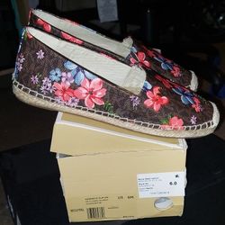 Michael Kors For Women Size 6