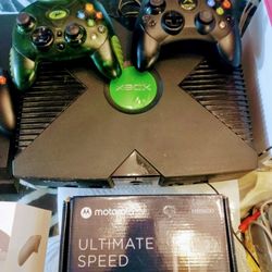 X BOX/SONY PS4/Wii/OCULUS/MODEM/40 GAMES