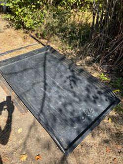 Truck bed slider