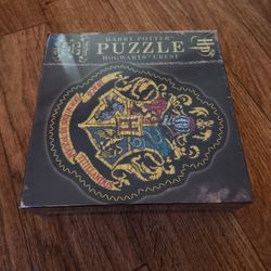 Harry Potter Hogwarts Crest 750 Piece Puzzle New