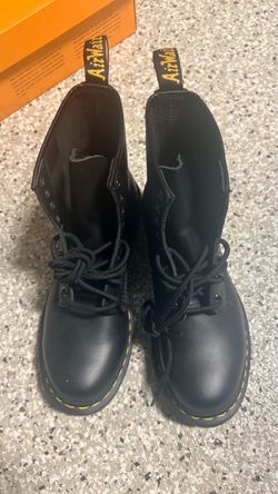 Doc Martens Boots