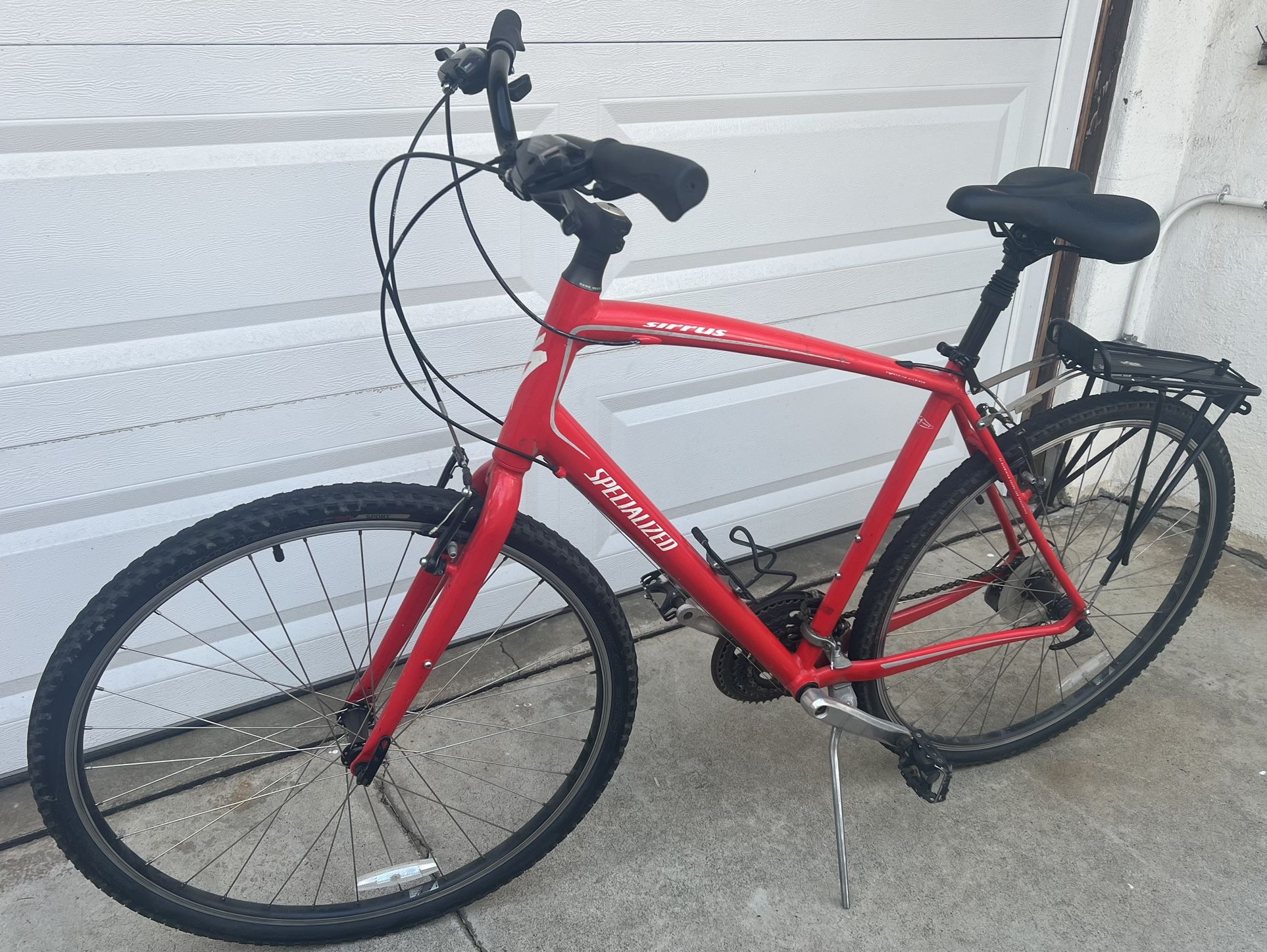 Specialized Sirrus (Large) – 27-Speed – Excellent Condition