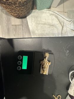 14k Solid Gold Jesus Pendant