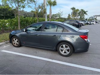2013 Chevy Cruze LT – Clean Title – Cold A/C – $5,000