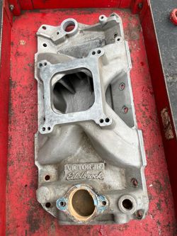 Sbc intake manifold