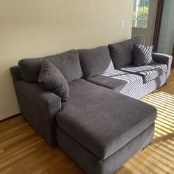 Dania Furniture Couch 