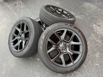 RAM 1500 LIMITED 2026 WHEELS AND TIRES 