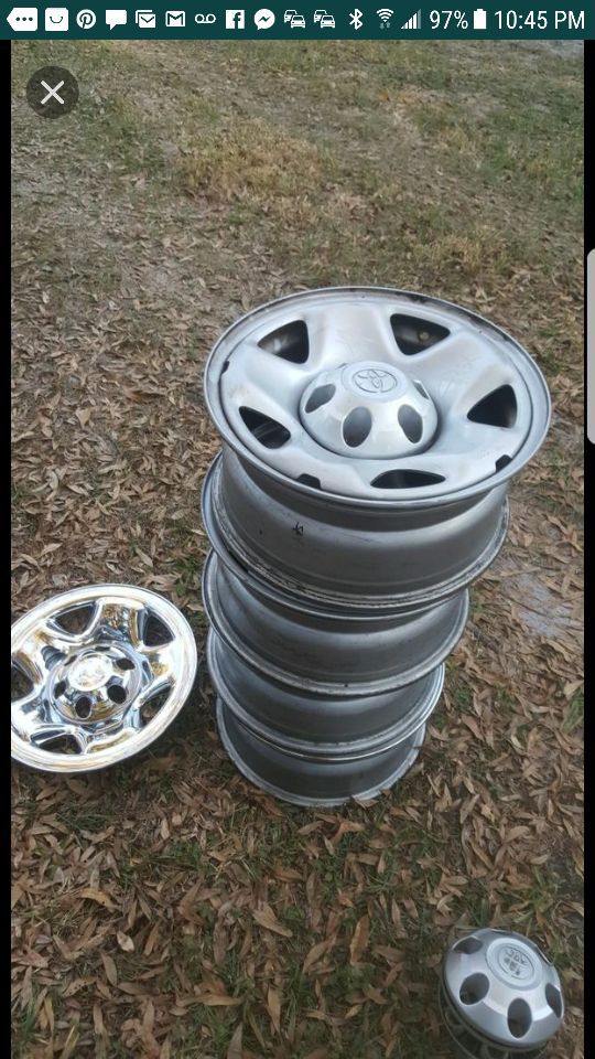 Tacoma or tundra rims