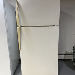 Amana 30” refrigerator 