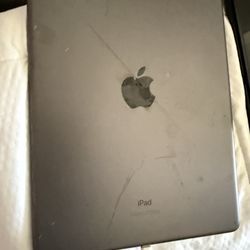 Apple iPad And Assorted Tablets For Sale.  Please see pics for further details. Mostly for parts. Though I believe most of them are in working conditi