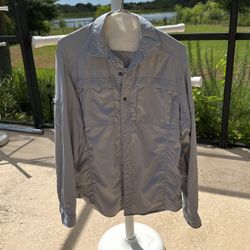Men’s REI Boating Fishing Outdoor Shirt Small Gray - Nwot