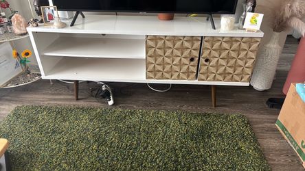 White Tv Stand
