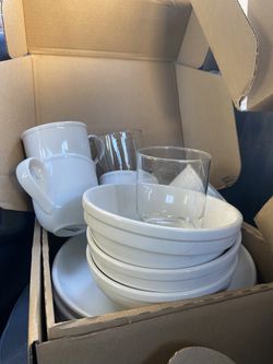 Plates,bowls,cups,glasses,large Plates