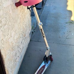 Razor Scooter With Helmet 