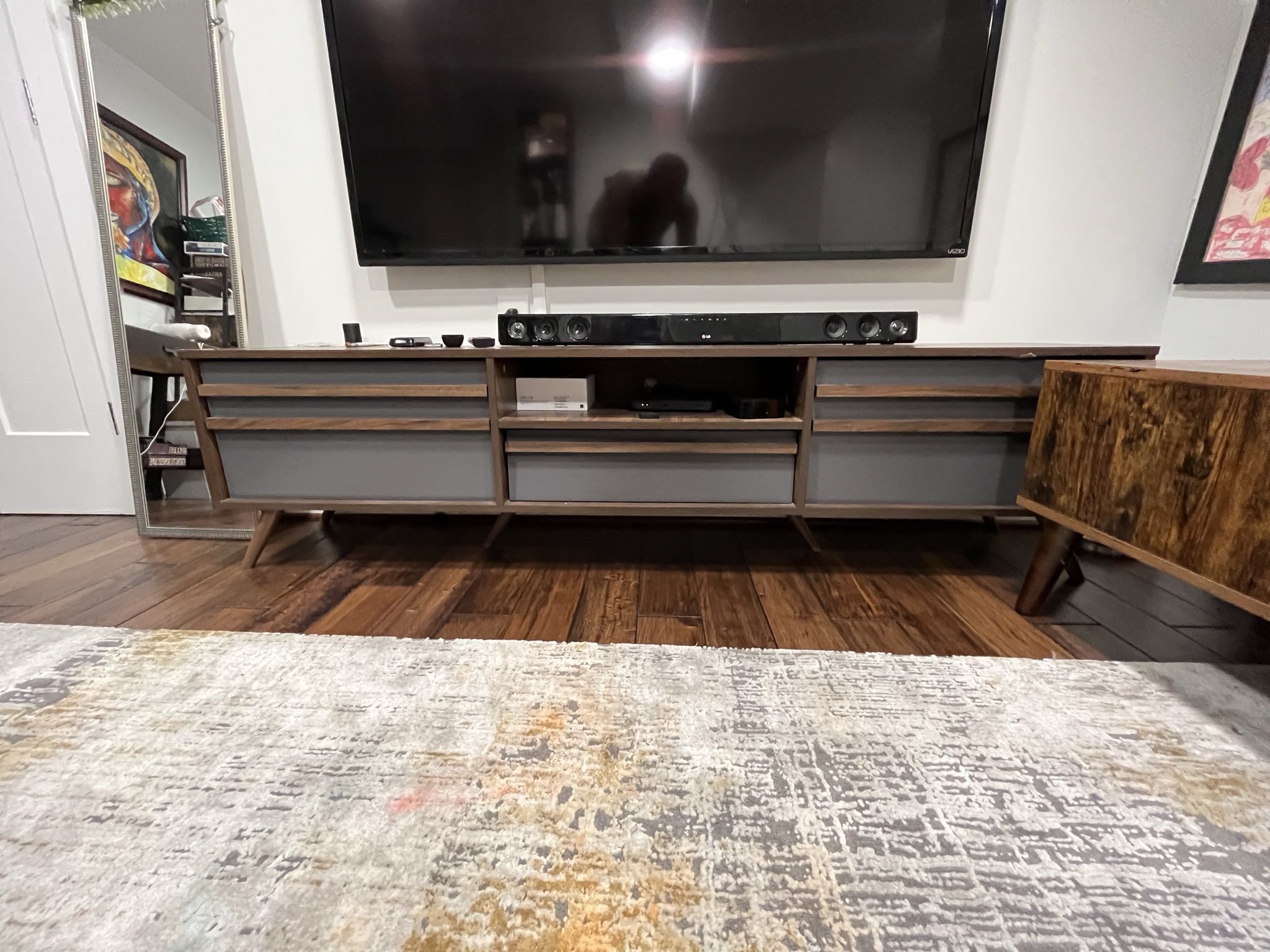 TV Stand