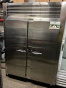 2 Door Refrigerator Solid Stainless Steel Traulsen RH232WUT-FHS-ES Upright Reach In #8588