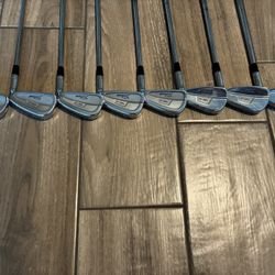 Golf Set - Titleist 735-CM