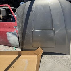 2001 Mustang Hood
