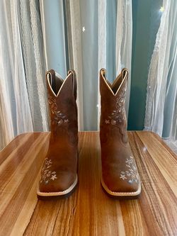 Women’s Cowgirl Boots