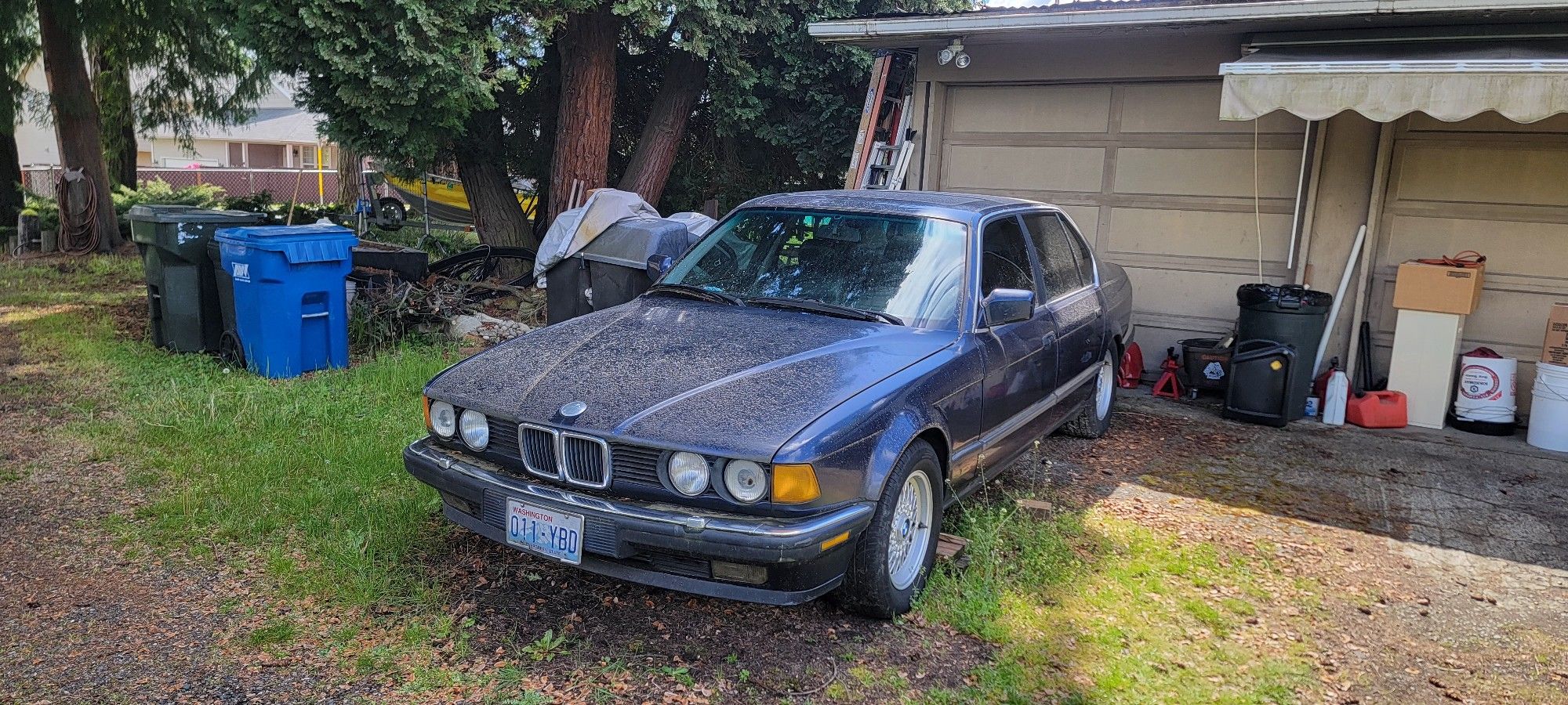 1988 BMW 735iL 