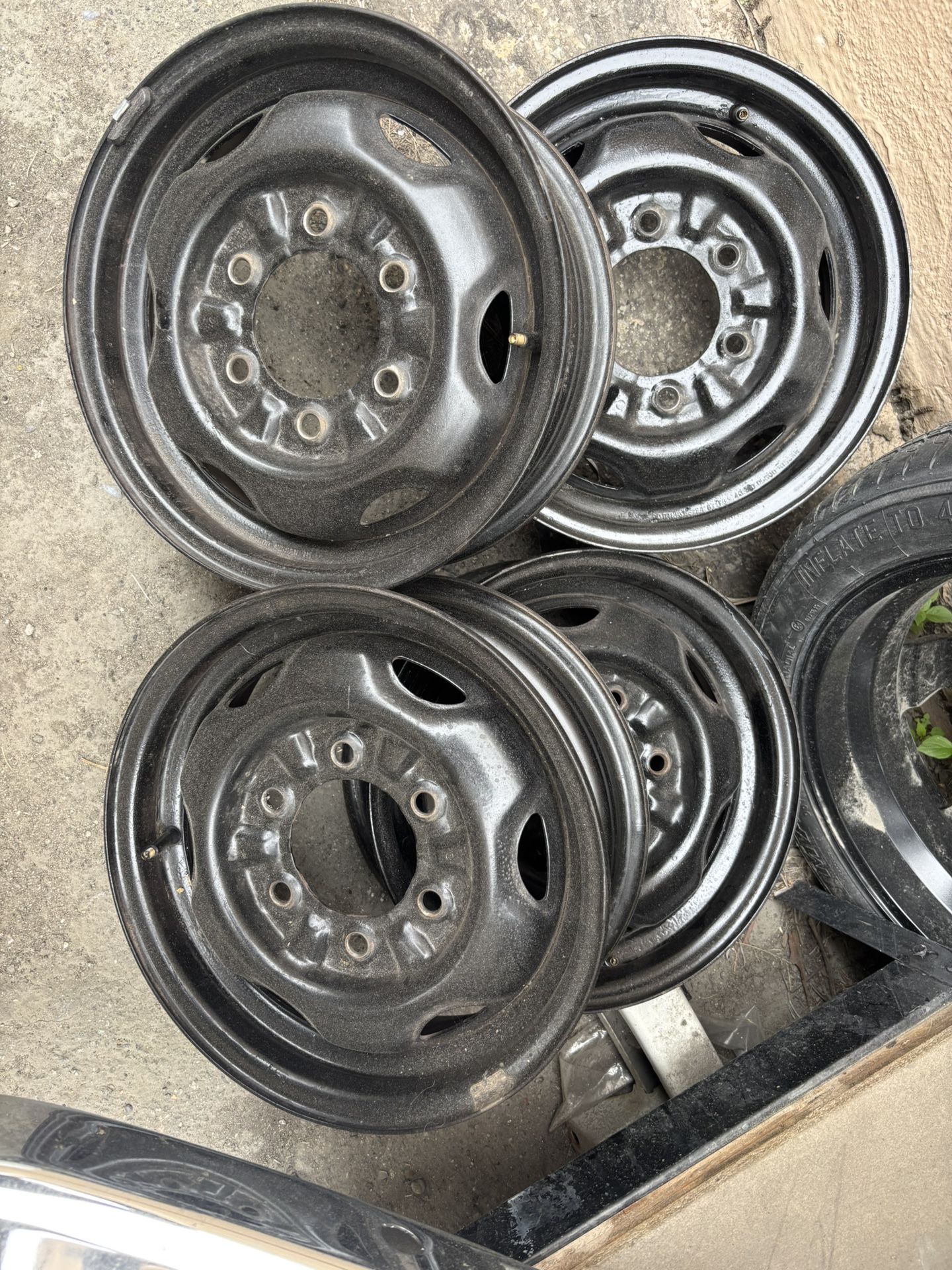 Nissan Hardbody Rims